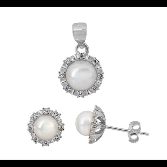 Sterling silver,fresh water pearl with CZ  set - Picture 8 of 9